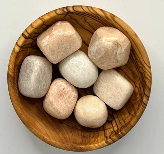 peach moonstone tumbled